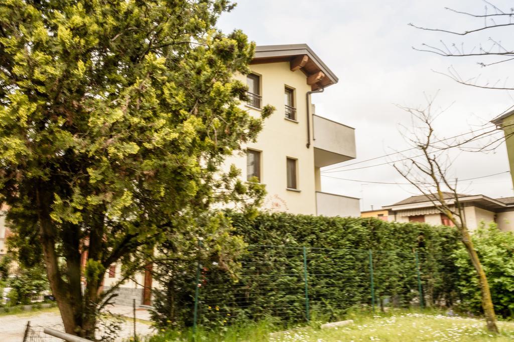 Bed And Breakfast Linate Peschiera Borromeo Luaran gambar