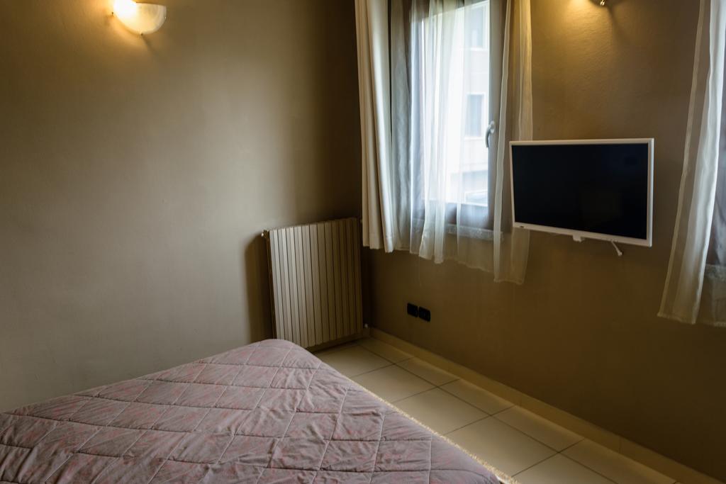Bed And Breakfast Linate Peschiera Borromeo Luaran gambar